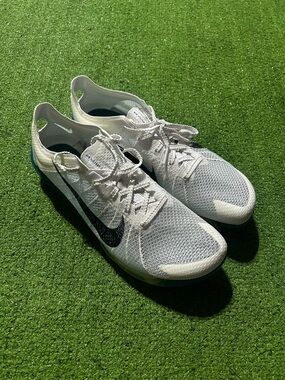 Nike Air Zoom Victory 2 White Track Field Distance Spikes Mens 8.5 FD8411-100